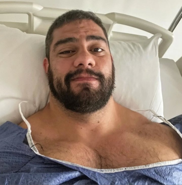 Мужчина потратил 100 тысяч евро, чтобы увеличить свой рост. «Вырос» до двух метров Мужчина потратил 100 тысяч евро, чтобы увеличить свой рост. «Вырос» до двух метров