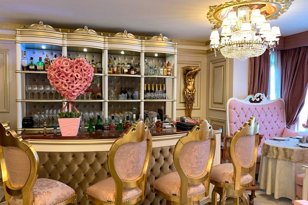 «Что-то на богатом»: как выглядят лучшие отели года по мнению туристов «Что-то на богатом»: как выглядят лучшие отели года по мнению туристов