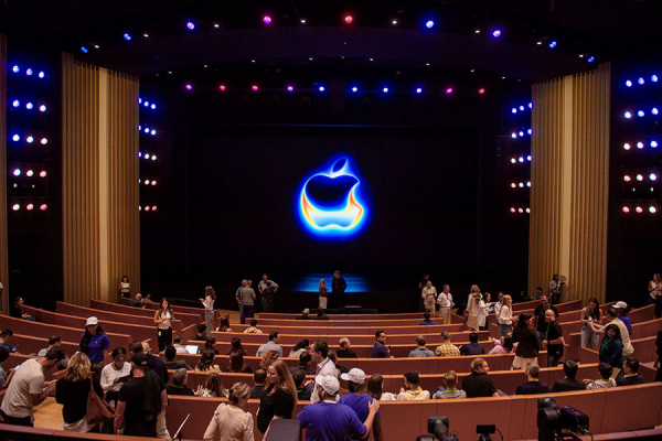 Apple представила iPhone 17. Сколько стоит? Apple представила iPhone 17. Сколько стоит?